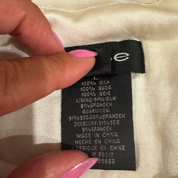 bebe Cream Asymmetrical Layered Skirt - Picture 9 of 9